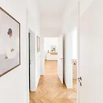 Apartment Stylish In The Heart Of *