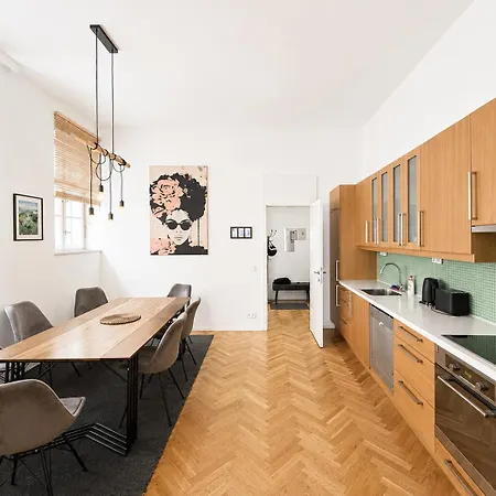 Stylish In The Heart Of Apartament