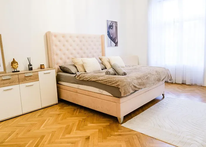 Stylish In The Heart Of Appartement